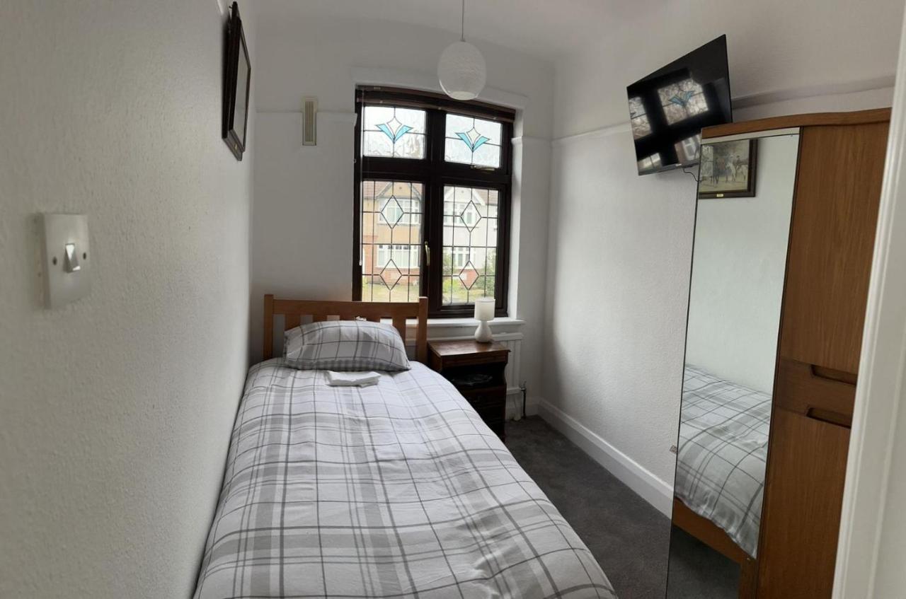 Amazing And Romantic O2 Arena 4 Bedrooms House Free Parking London Luaran gambar